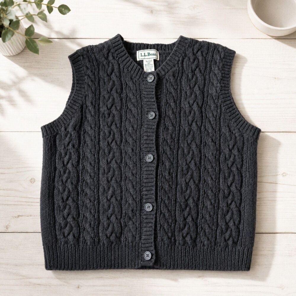 L.LBean Vintage Black Wool Blend Cable-Knit VNeck Button up Sweater Vest Women M